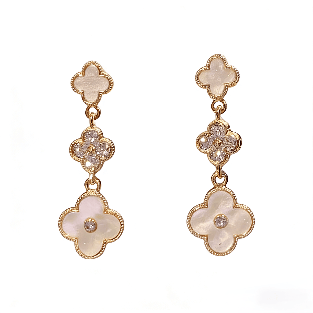 優雅に揺れるクローバー パウアシェルとフリンジの上品な輝きピアス/イヤリング